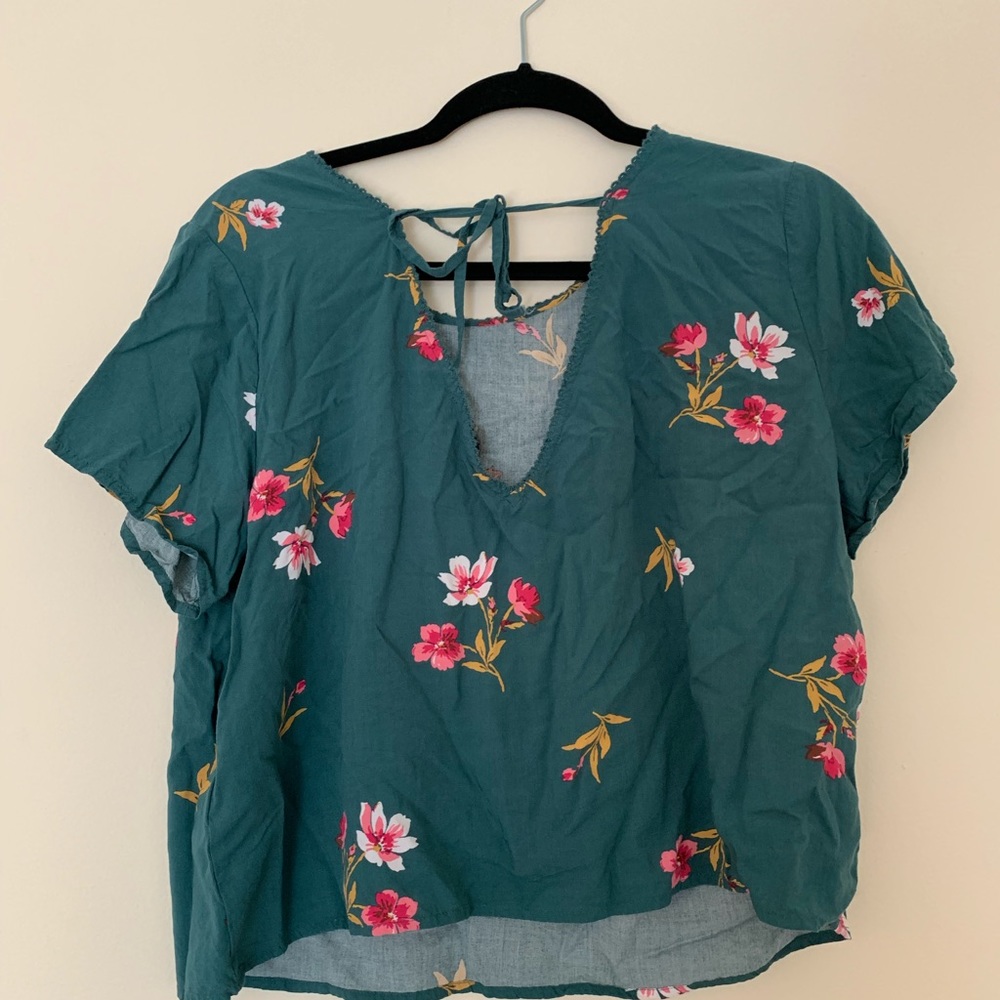 Tie back tee - Picture 2 of 2
